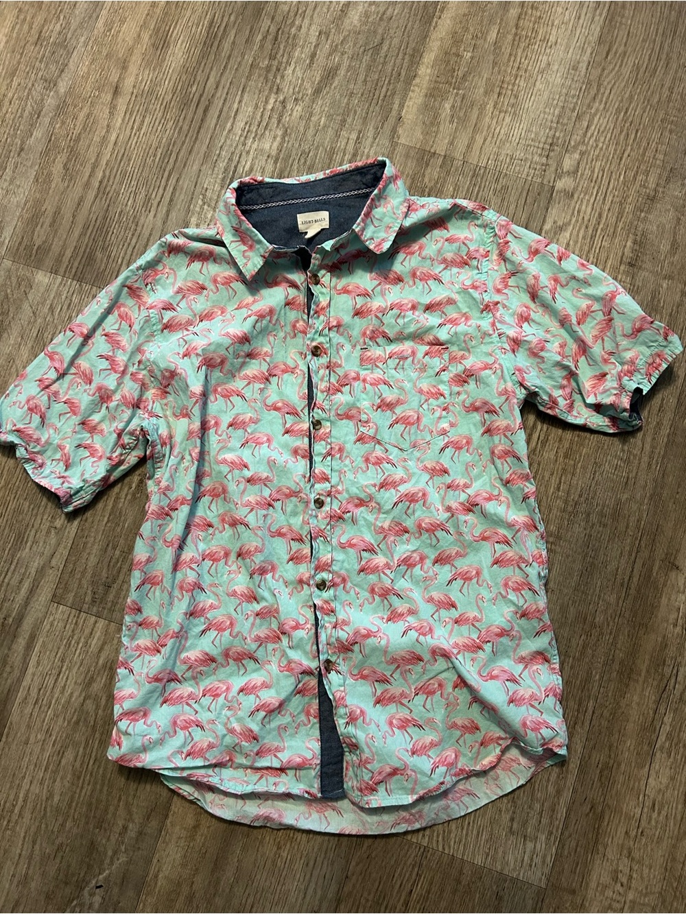 Flamingo button up shirt Size M #flamingo #summer